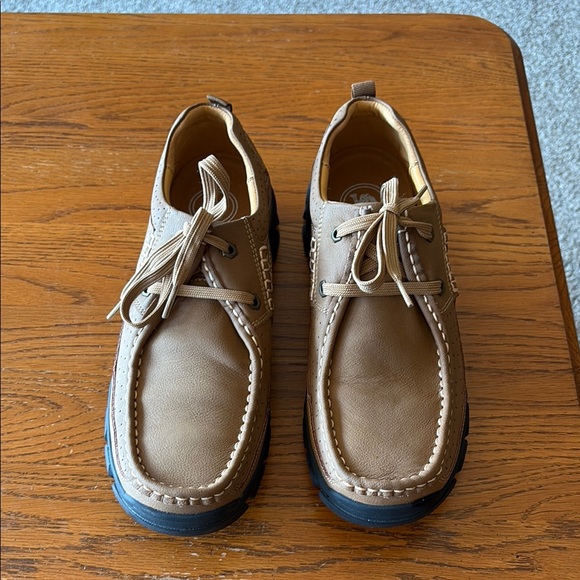 Men's Tan Leather Casual Shoes - Picture 2 of 7